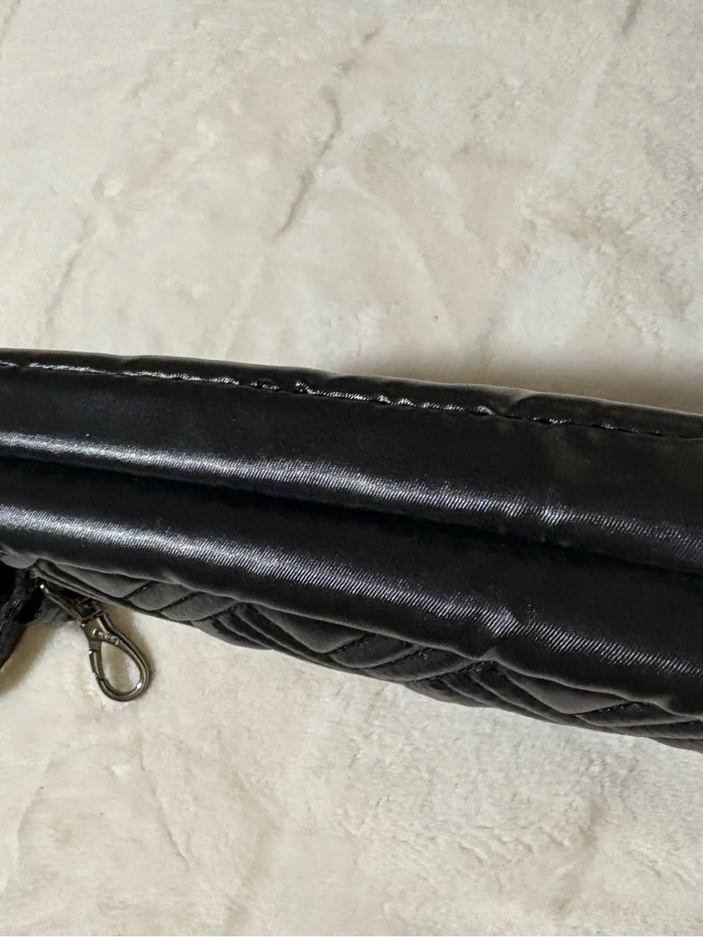 LUG Coupe XL Black Quilted purse